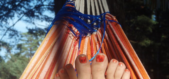 Brīdinājuma zīmes nagos