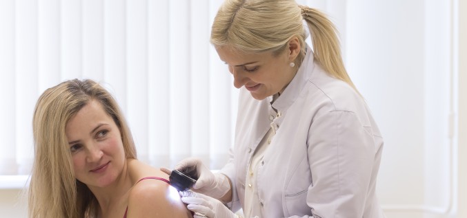 Derma Clinic Riga dermatologi piedalīsies RSU Veselības ekspresī un informēs par melanomas rašanās riskiem
